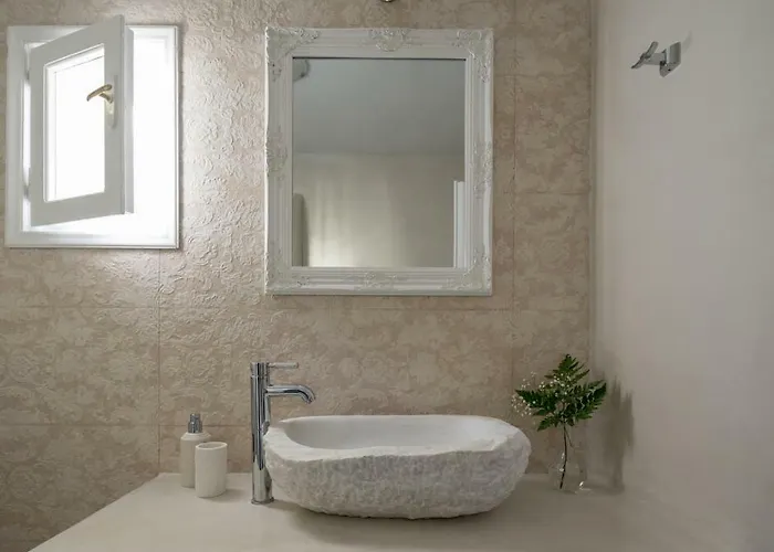 For Seasons Mansion *