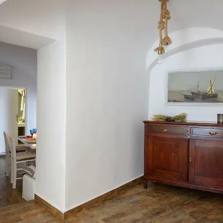 Appartamento For Seasons Mansion